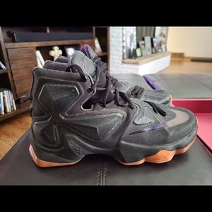 Lebron 13s